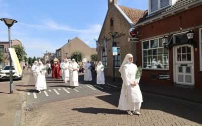 Viering & getuigenissen H. Marie Adolphine